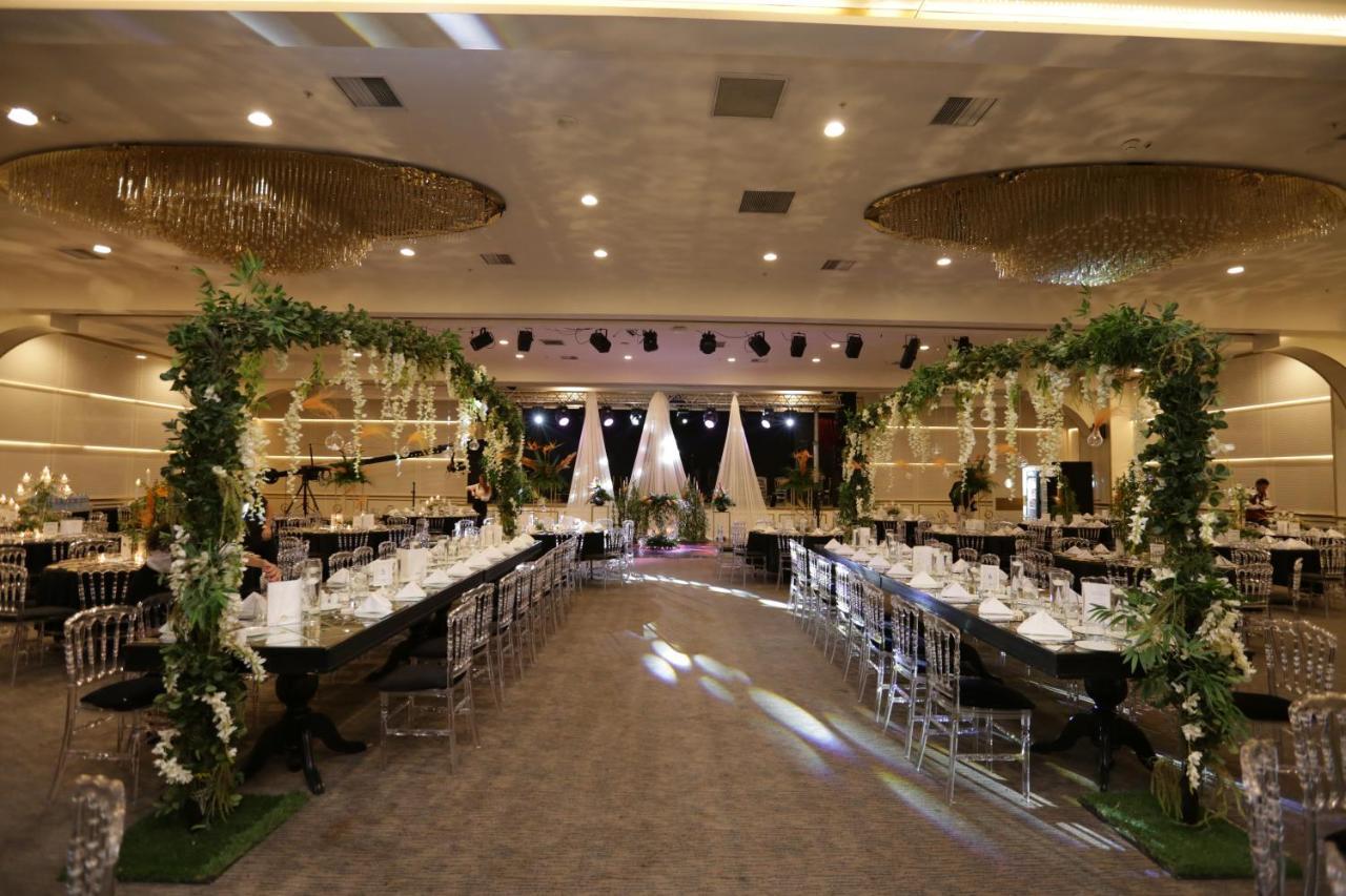 아나돌루 호텔 다운타운 앙카라 외부 사진 The ballroom of the hotel