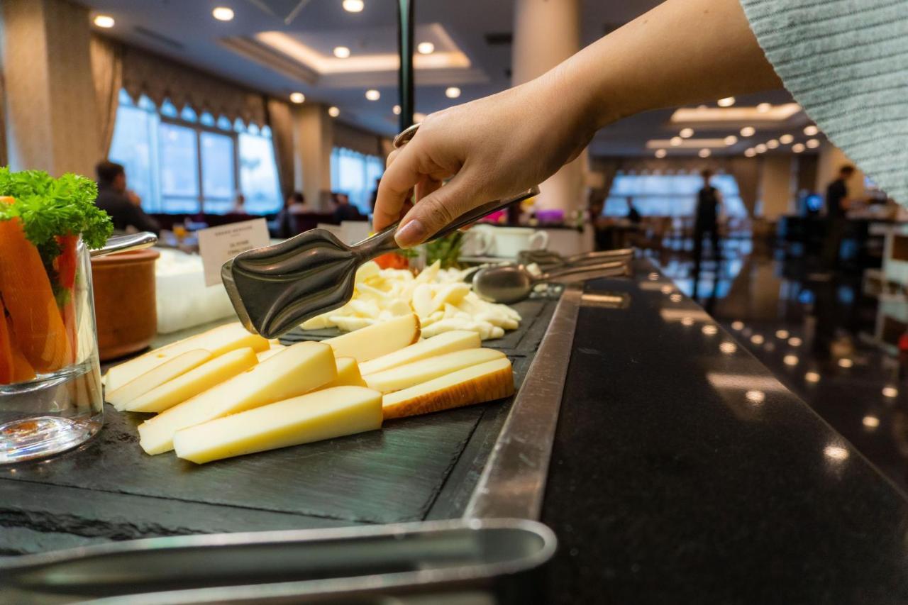 아나돌루 호텔 다운타운 앙카라 외부 사진 A cheese platter