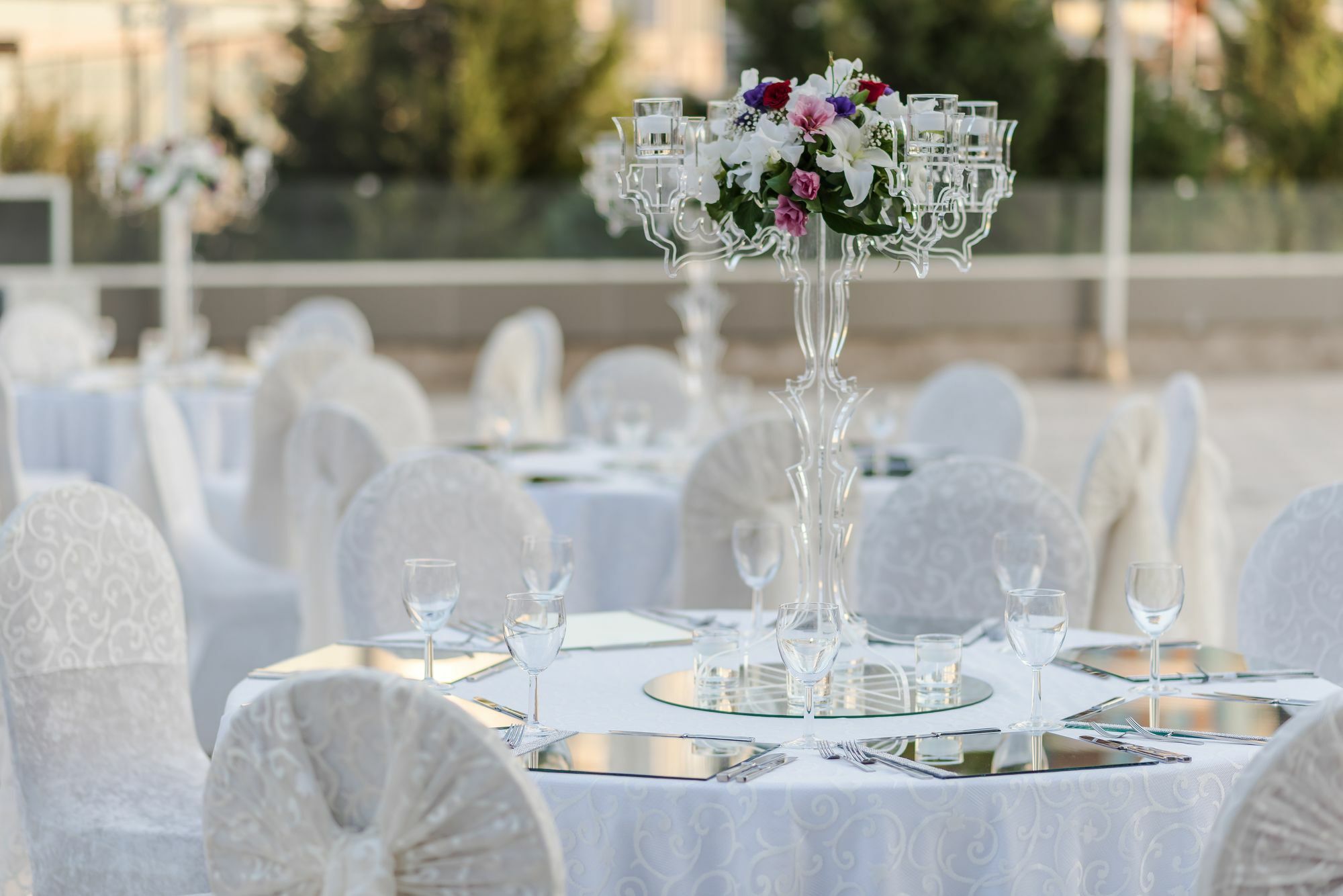 아나돌루 호텔 다운타운 앙카라 외부 사진 A table set for a wedding reception